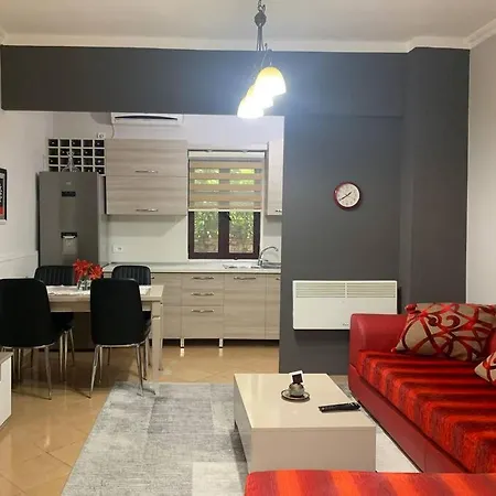 Cozy Corner * Μπεράτ